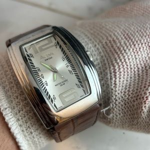 Activa swiss watch, mens, almost new